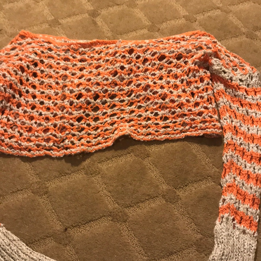 Free People- Cropped knit sweater